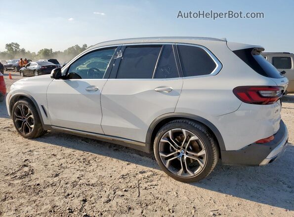 5UXCR4C06M9F65720 2021 BMW X5 White Trasero izquierdo