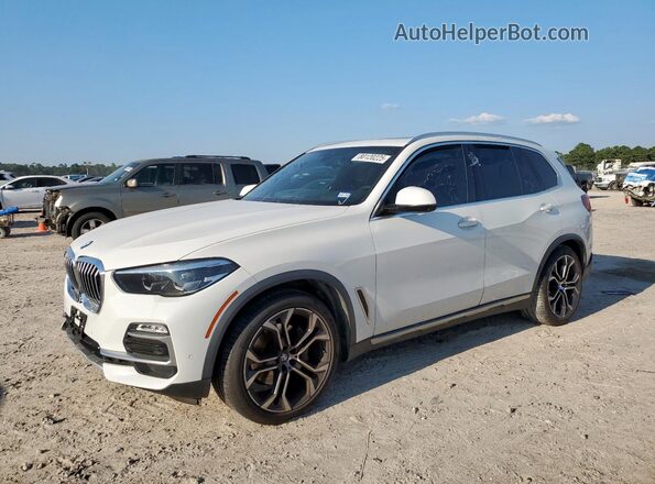 5UXCR4C06M9F65720 2021 BMW X5 White Vista tres cuartos delantera izquierda