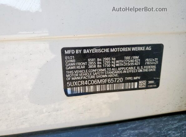 5UXCR4C06M9F65720 2021 BMW X5 White Vista del compartimento del motor