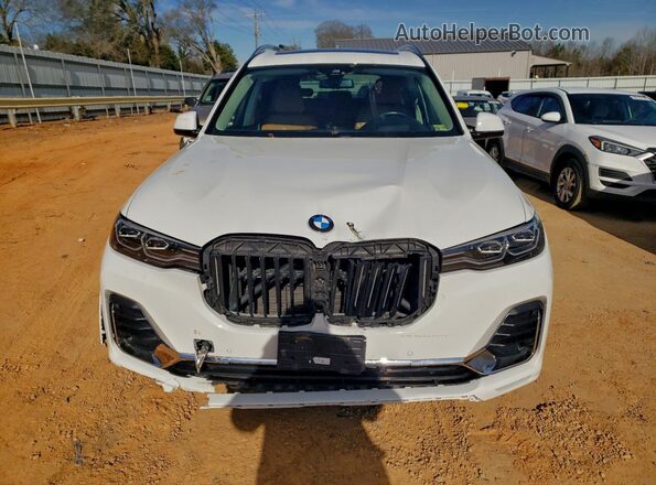 5UXCW2C02M9E17318 2021 BMW X7 Белый Вид спереди