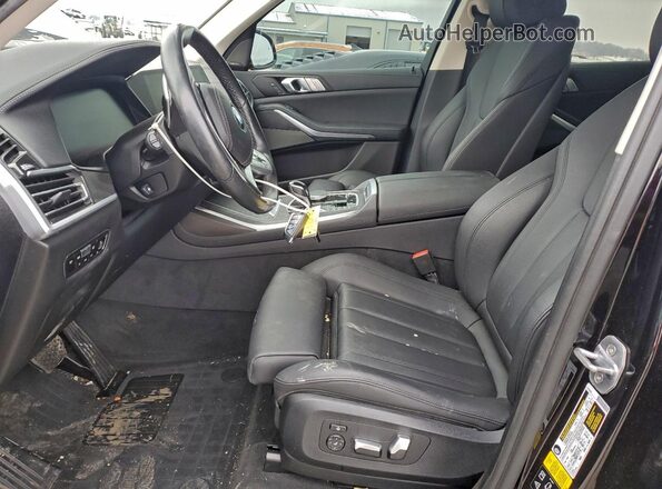 5UXCW2C04L9A01981 2020 BMW X7 Черный Вид салона спереди