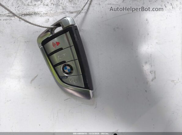 5UXCW2C05N9K98484 2022 BMW X7 Черный Вид панели приборов