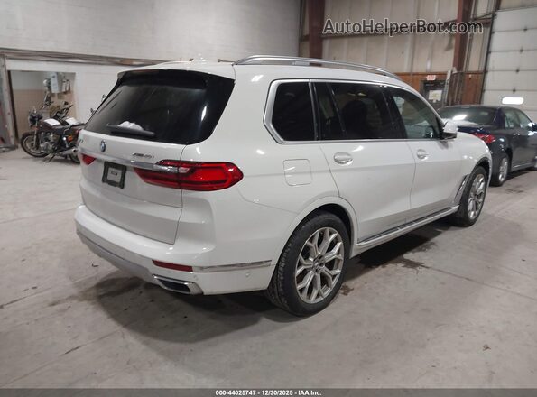 5UXCW2C06N9M97253 2022 BMW X7 Белый Задняя правая четверть