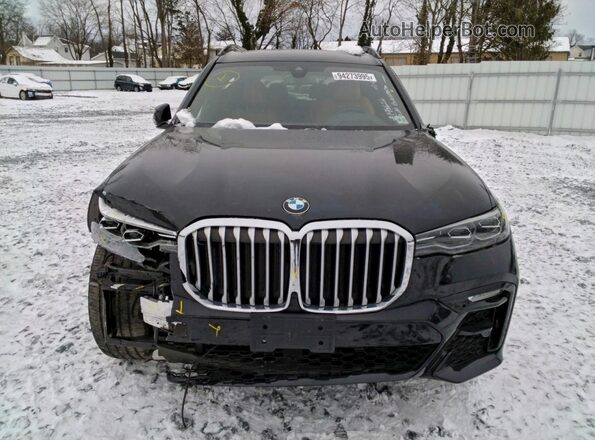 5UXCW2C0XN9J99059 2022 BMW X7 Черный Вид спереди