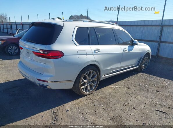 5UXCX4C55KLS38062 2019 BMW X7 Белый Задняя правая четверть