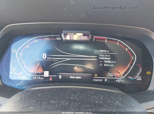 5UXCX4C55KLS38062 2019 BMW X7 Белый Вид задних сидений