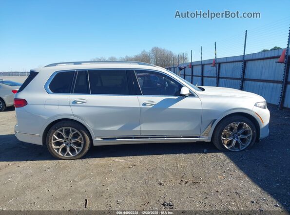 5UXCX4C55KLS38062 2019 BMW X7 Белый Вид задней части салона