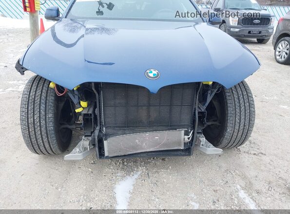 5UXCY6C03M9F06820 2021 BMW X6 Blue Widok z przodu