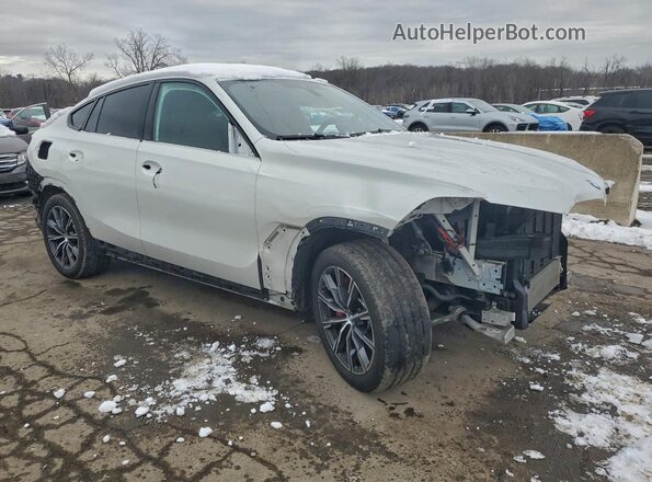 5UXCY6C07M9F84050 2021 BMW X6 White Przód prawy