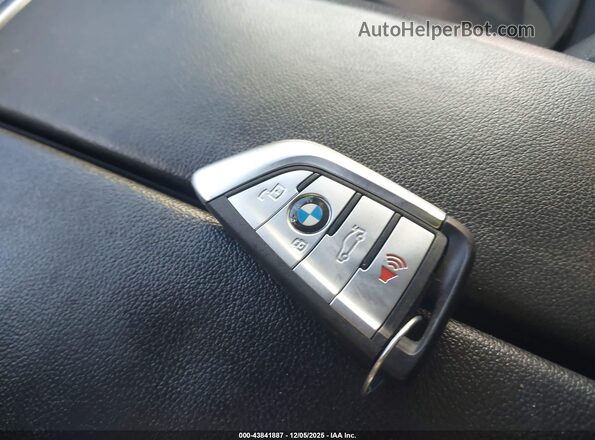5UXCY8C01M9G02280 2021 BMW X6 Dark Blue Vista del salpicadero