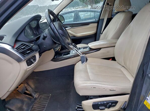 5UXKR2C51G0R70496 2016 BMW X5 Синий Вид салона спереди