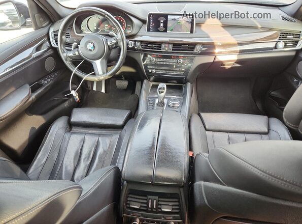 5UXKU2C53J0X49438 2018 BMW X6 Белый Вид панели приборов