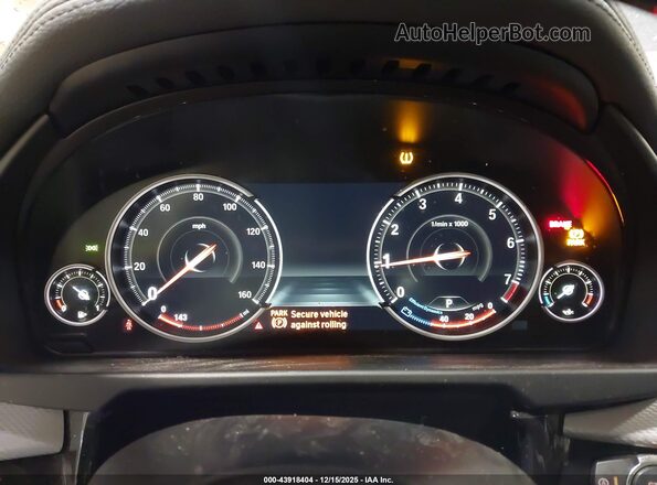 5UXKU2C55G0N83447 2016 BMW X6 Синий Вид задних сидений