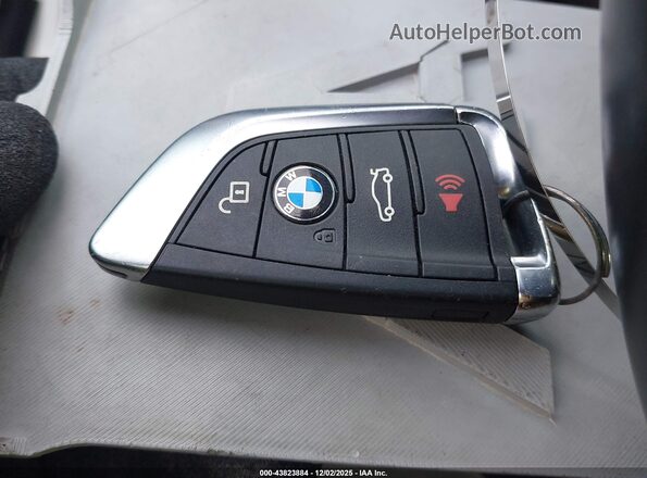 5UXKU2C55K0Z64272 2019 BMW X6 Белый Вид панели приборов