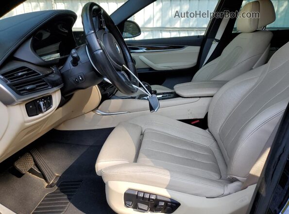 5UXKU6C57H0S99536 2017 BMW X6 Blue წინა სალონის ხედი