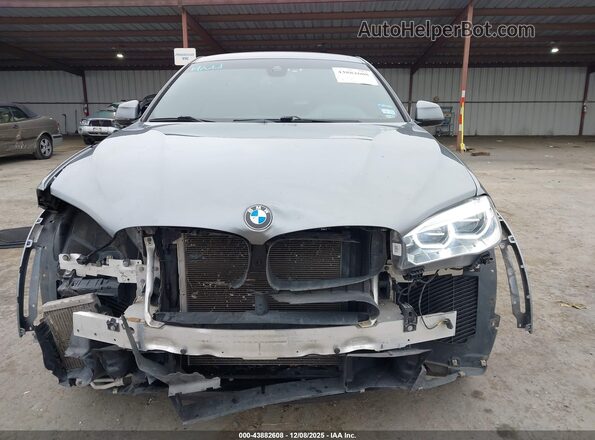 5UXKU6C57KLP60465 2019 BMW X6 Gray Widok wnętrza z tyłu