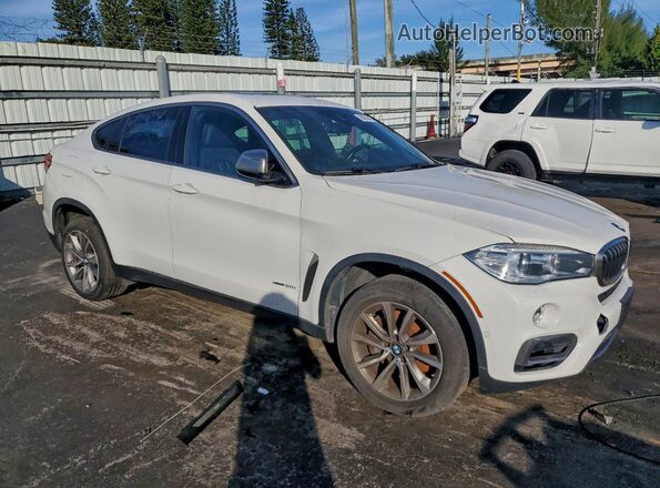 5UXKU6C58KLP60670 2019 BMW X6 White Delantero derecho