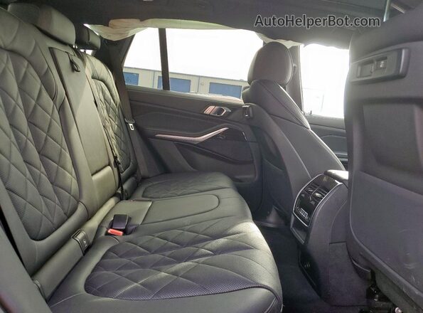 5UXTA6C03P9P55768 2023 BMW X5 Black უკანა სალონის ხედი