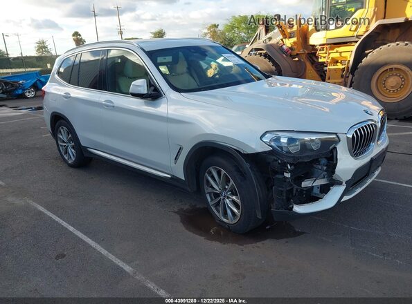 5UXTR7C59KLR45452 2019 BMW X3 Белый Передняя правая четверть