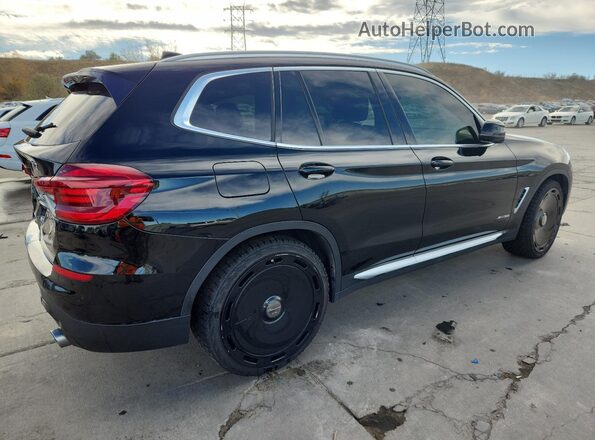 5UXTR9C50JLC80079 2018 BMW X3 Черный Задняя правая четверть