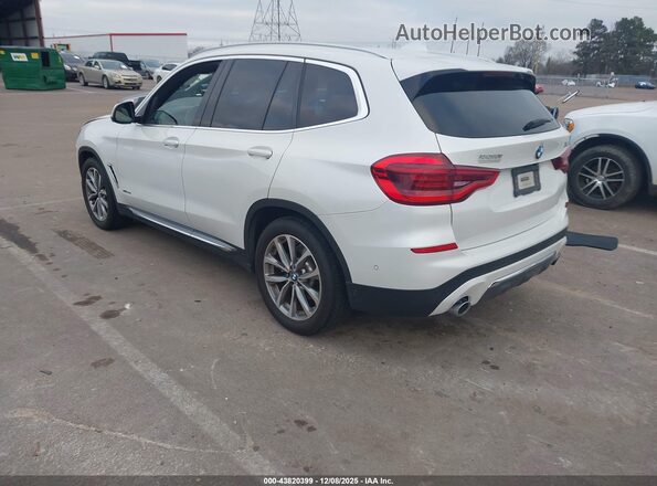 5UXTR9C5XJLC83264 2018 BMW X3 White Rear left