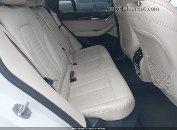 5UXTR9C5XJLC83264 2018 BMW X3 White VIN sticker view
