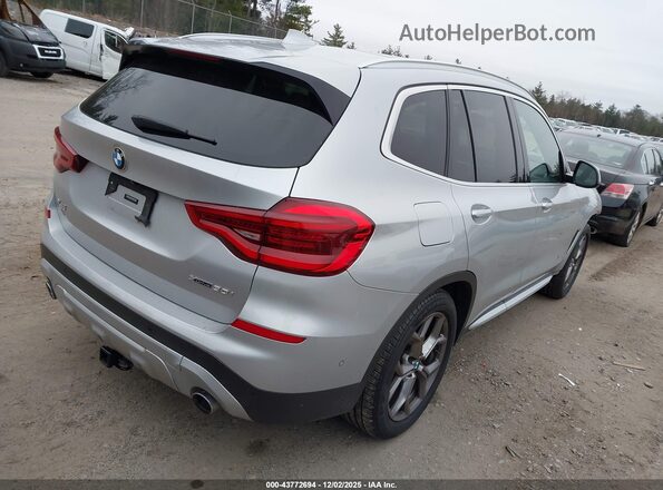 5UXTY5C05M9E47635 2021 BMW X3 Серебряный Задняя правая четверть
