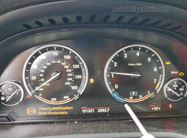 5UXWX9C55G0D66355 2016 BMW X3 Белый Вид щитка приборов