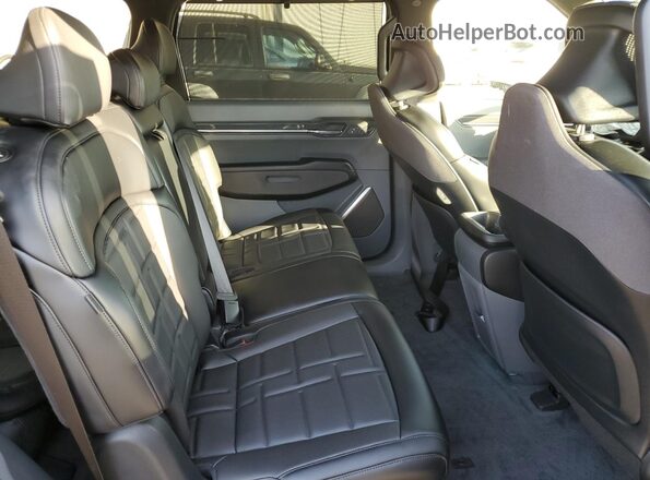 5XYADFS50TG008389 2026 KIA EV9 Черный Вид задней части салона