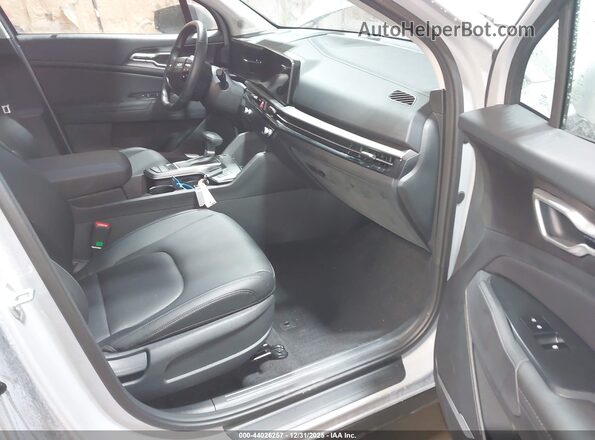 5XYK3CDFXTG342506 2026 KIA SPORTAGE Gray Widok wnętrza z przodu