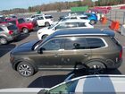 2020 Kia Telluride S Золотой vin: 5XYP64HC0LG085732