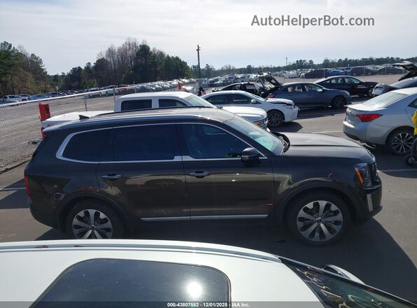 5XYP64HC0LG085732 2020 KIA TELLURIDE Золотой Вид задней части салона