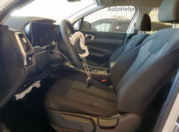 5XYRG4LC0MG067360 2021 KIA SORENTO White წინა სალონის ხედი