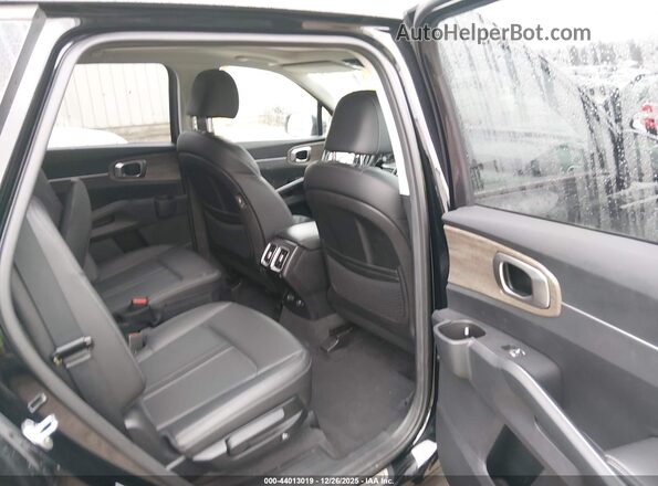 5XYRH4LF7NG144749 2022 KIA SORENTO Black Widok naklejki z numerem VIN