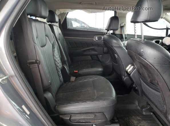 5XYRK4LF9NG083972 2022 KIA SORENTO Серый Вид задней части салона