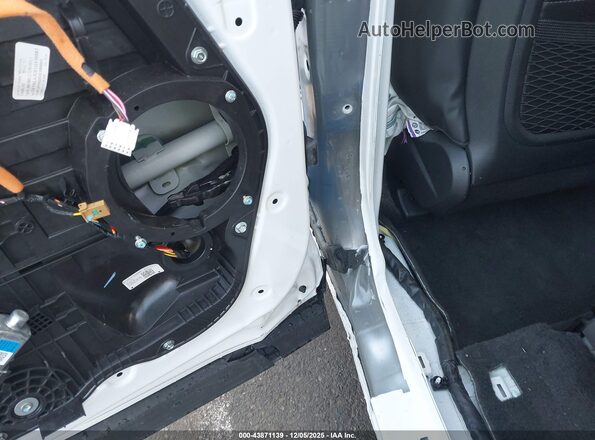 5XYRL4JC8TG416987 2026 KIA SORENTO Белый 