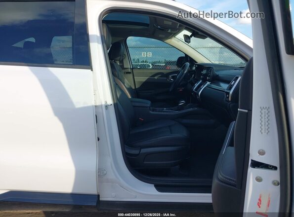 5XYRL4LC4MG019923 2021 KIA SORENTO White Front interior view