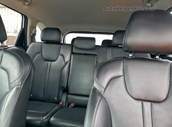 5XYRLDJC8RG259356 2024 KIA SORENTO White Vista de los asientos traseros