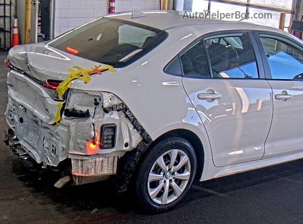 5YFEPMAE6NP347140 2022 TOYOTA LL White Widok z tyłu