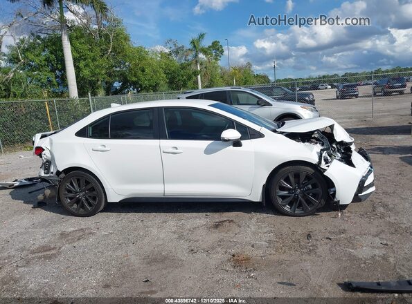5YFS4MCE3RP199687 2024 TOYOTA LL White Widok wnętrza 360 stopni
