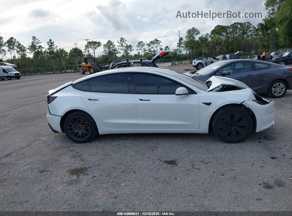 5YJ3E1EA5RF848976 2024 TESLA MODEL 3 Белый Панорамный вид салона 360°