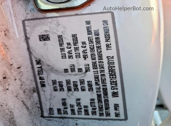5YJ3E1EB5RF818112 2024 TESLA MODEL Белый Вид подкапотного пространства
