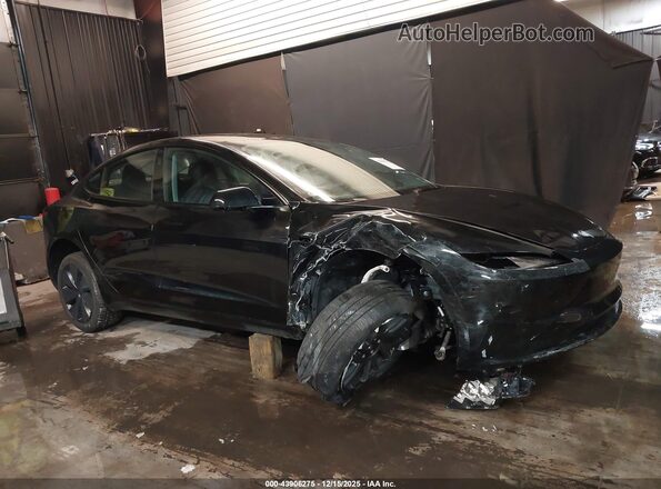 5YJ3E1EBXSF063268 2025 TESLA MODEL 3 Черный Передняя правая четверть