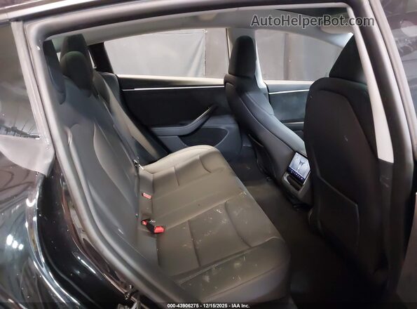 5YJ3E1EBXSF063268 2025 TESLA MODEL 3 Черный Вид наклейки с VIN-кодом