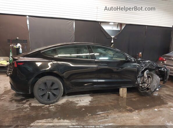 5YJ3E1EBXSF063268 2025 TESLA MODEL 3 Черный Вид задней части салона