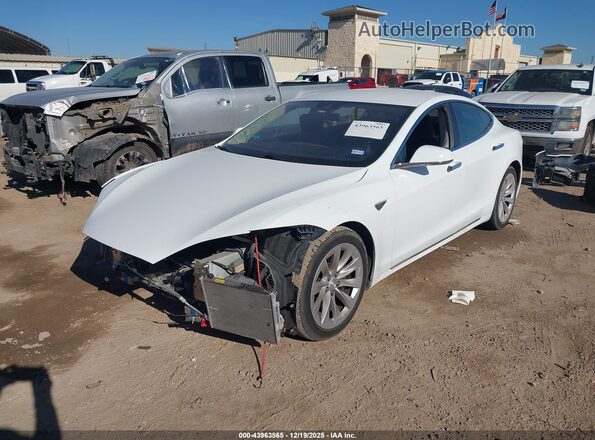 5YJSA1E24GF150856 2016 TESLA MODEL S Белый Передняя левая четверть