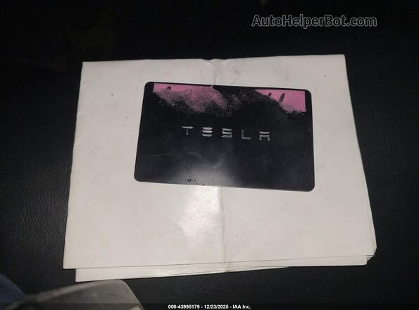 5YJYGAEE2MF193803 2021 TESLA MODEL Y Dark Blue Вид панелі приладів