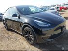 2021 Tesla Model Y Standard Range Rear-wheel Drive Black vin: 5YJYGDED2MF114042