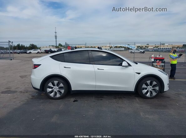 5YJYGDEE1MF077526 2021 TESLA MODEL Y White Вид щитка приладів