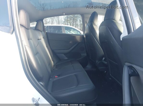 5YJYGDEE1MF095069 2021 TESLA MODEL Y White Вид наклейки з VIN-кодом